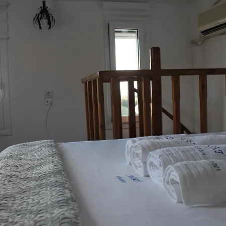 Olive Tree House Ii Hébergement de vacances *